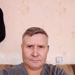 Михаил, 56 лет, Казань