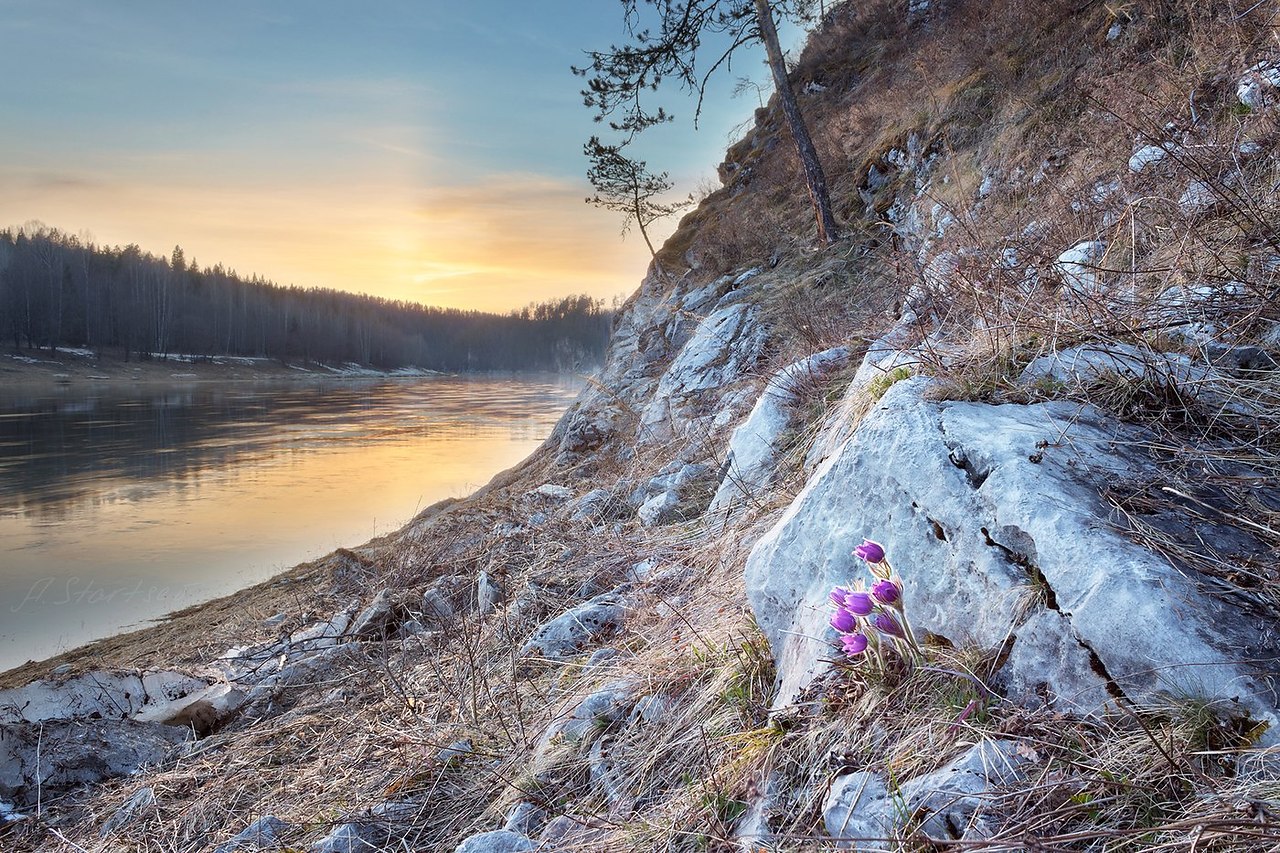 Урал март. Река Чусовая весной Пермский край. Река Чусовая Весна. Природа Урала Чусовая. Пейзажи Чусовая Полевской.