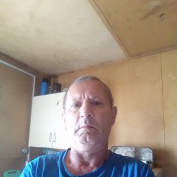 Юрий, 60, Барнаул