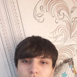 Хушруз, 23, Казань