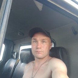 Иван, 41, Обухов