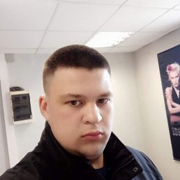Андрей, 21, Переславль-Залесский