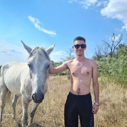 Сергей, 26, Минеральные Воды