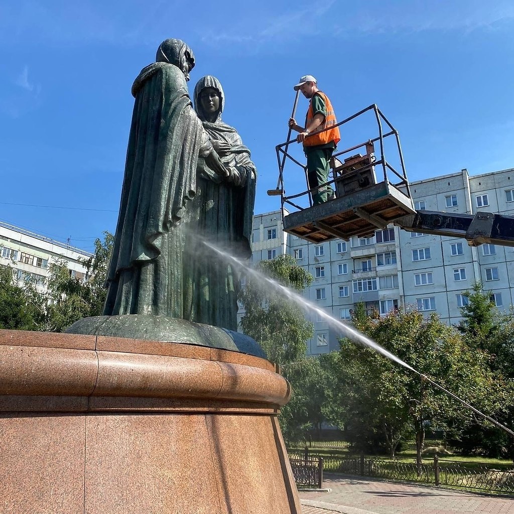 В памятнике память проект