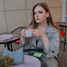 Александра, 23, Челябинск