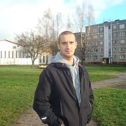 andrej, 38, 