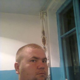 Микола, 38, Богуслав