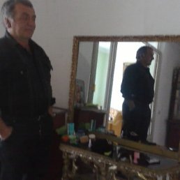 Davit, �������, 63 ����