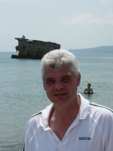 Igor, 60, 