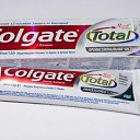 Colgate ���������� � ������� ������������ ��� ������� ����� ��������� � ��������������� �������, ��� ��� � �������� "Colgate" �������� "������� ����������". �� ������� ������� �������