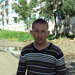 Максим Суворов, 38, Углегорск