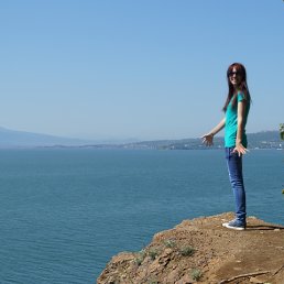 ����������