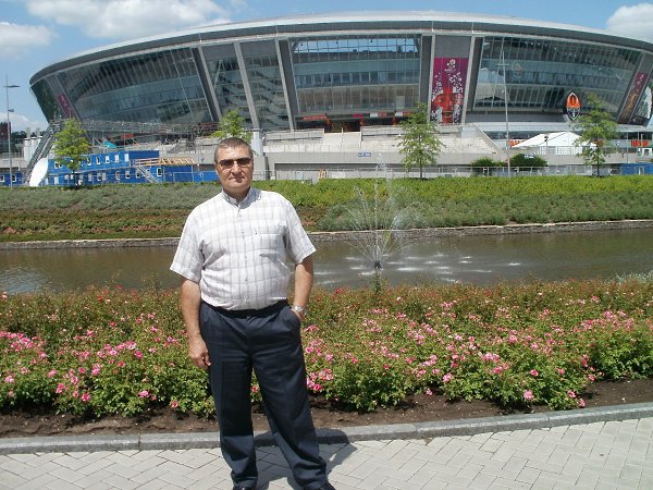 Одноклассники макеевка. Макеевка Сергей Петрович. Александр Апешин Макеевка. Сергей Калинин Макеевка. Сергей Криченков Макеевка.