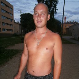 valentin, 34, 