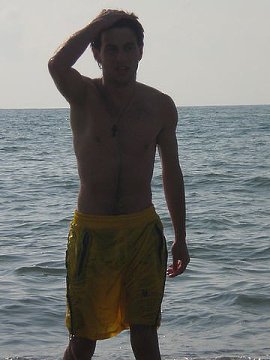 Sergo Papikiani, 32 , 