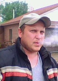 Andrej, 43, 