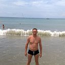 �����