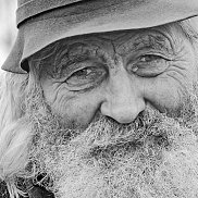 Miroslavas, 64 ����, ����