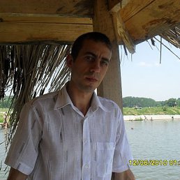 Олег, 39, Чертков