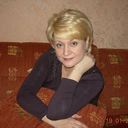  Lena, - -  25  2009