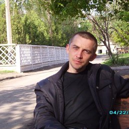 Виталий, 43, Докучаевск