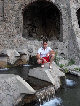 zopo rstakyan, 38 , 