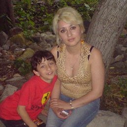 Aida, , 52 