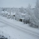 Kotini ikkunasta talvimaisema doma/okno