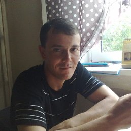 ALEKSANDR, 39, 