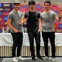 ����� ��� �������, ����� ����� �� ������� � ������� "�� ����� �� ����! ", � ����� ������� ��� ���� ������� ����� � ���. ��� ���� ��� ����
"��� ������" �� ������� ���� ����������