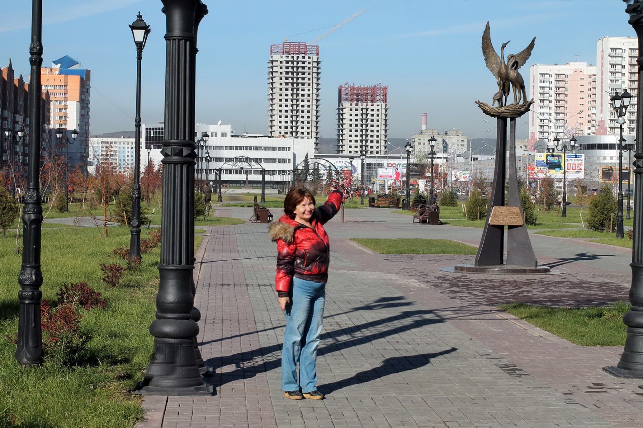    ,   ))))    (   )) !! - 2