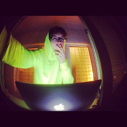 ���, ����, 33 ����