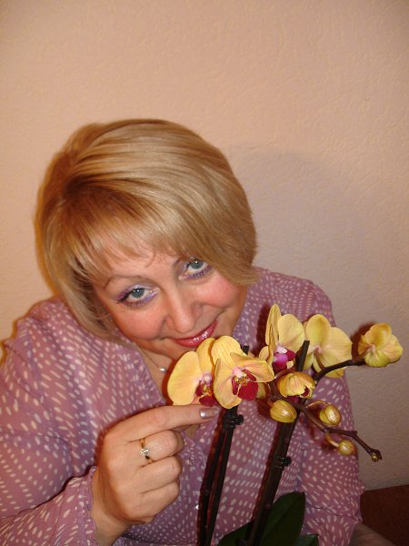  :   - mila Horoshaia, 65 , 