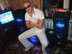 Vitaly Z