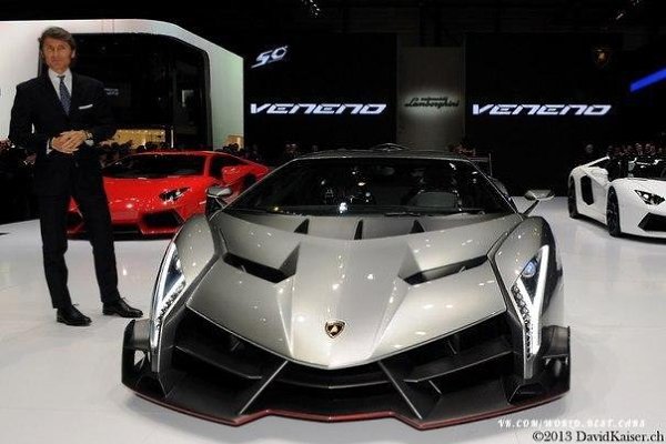 Lamborghini Veneno. V12   6,5  750 ..   2,8 ... - 2
