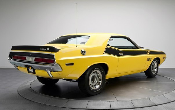 1970 Dodge Challenger T/A - 2