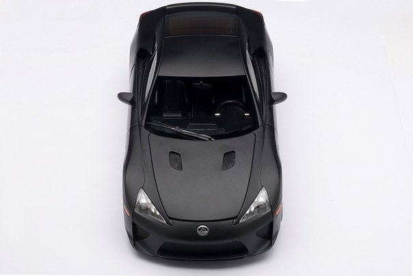 Lexus LFA Matte Black - 2