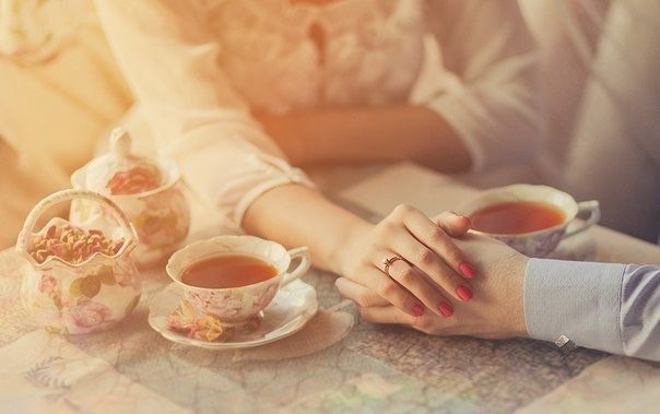 ...счастье не ищут, как золото или выигрыш. Его создают сами, те, у кого хватает сил, знания и ...