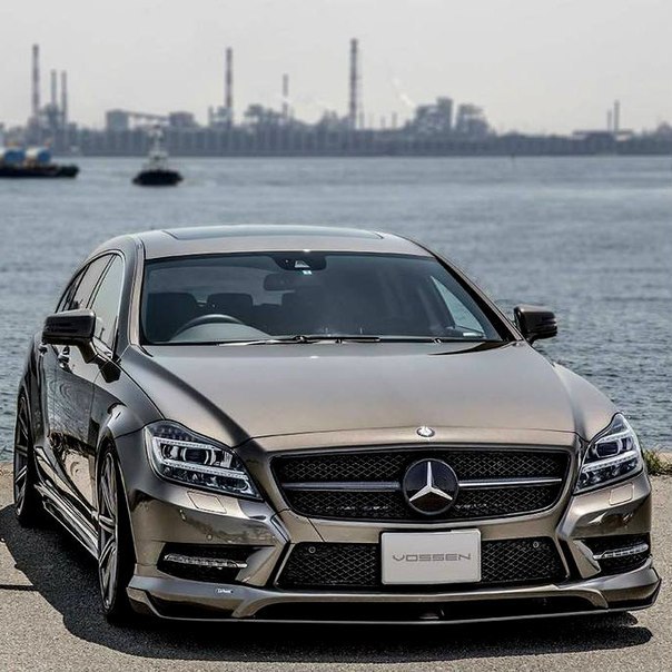 #Mercedes #CLS63 #AMG