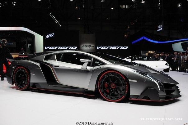 Lamborghini Veneno. V12   6,5  750 ..   2,8 ... - 5