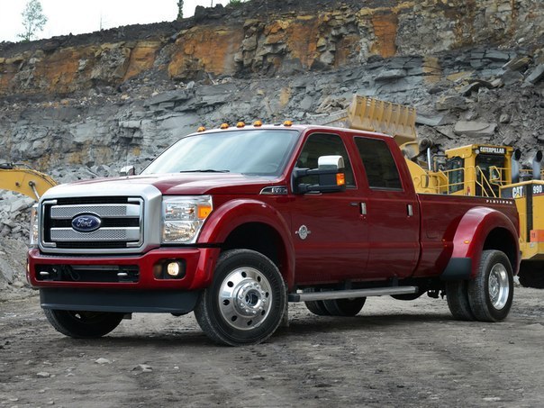 Ford F-450 Super Duty Platinum Crew Cab - 5