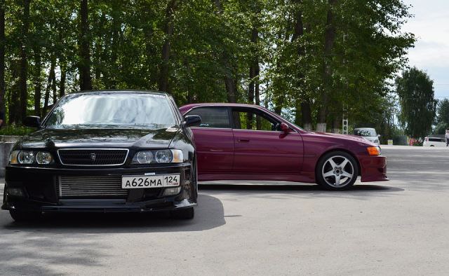  CHASER vs CHASER JZX100 TOURER V - 18