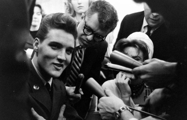 Возвращение Элвиса Пресли из армии.24 марта 1958 года Элвис Пресли был призван рядовым в армию США в ... - 5