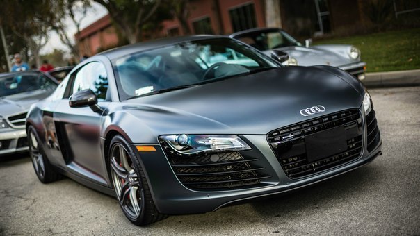 Audi R8