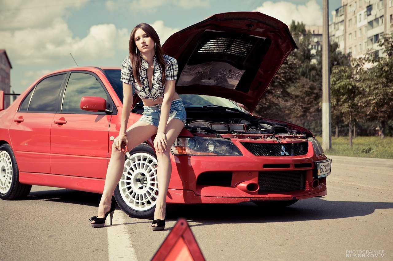 Mitsubishi Lancer девушка Evolution EVO