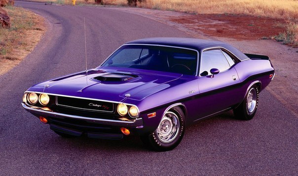 Dodge Challenger R/T 426 Hemi '1970. : Hemi 426 V8 7.0 L : 425 ..  ...