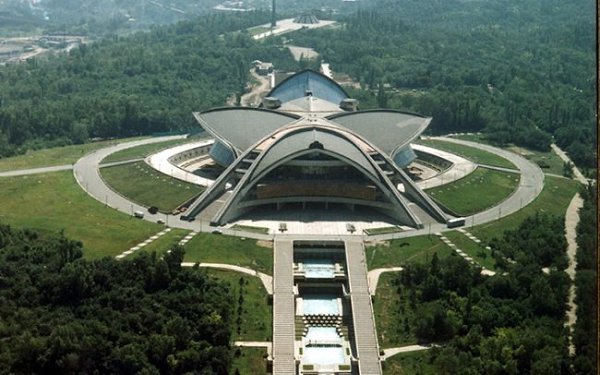 Спортивно-концертный комплекс «Амалир», Ереван, Армения