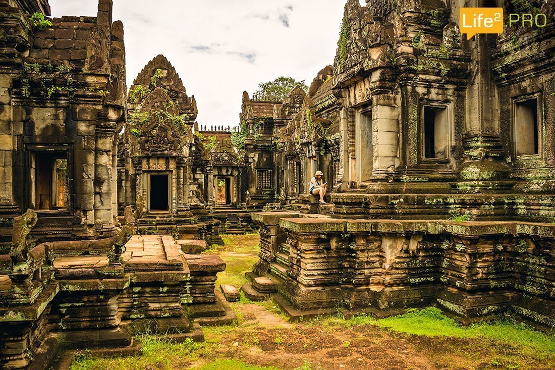 В какой стране находится камбоджи. Камбоджа храмовый комплекс Ангкор. Храмы Камбоджи Анкорват. Храм храм Ангкор ват. Храм Камбоджи Ангкор внутри.