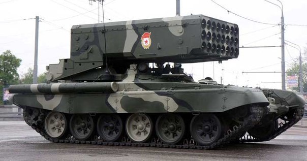 Солнцепек - тяжелая огнеметная система. Всего лишь один залп ”Солнцепека” способен превратить 40 000 ...
