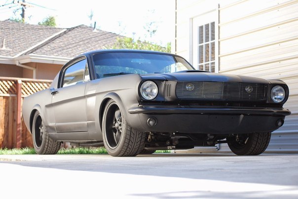 1965 Ford Mustang Fastback - 2